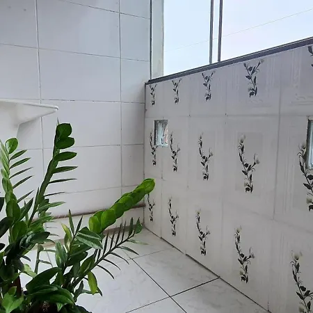 Quitinete Confortavel Em Guarapari Exterior photo